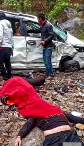पिथौरागढ़: बंगापानी के पास भीषण कार हादसा, तीन युवकों की दर्दनाक मौत, एक घायल
