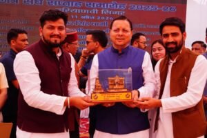 DAV कॉलेज छात्रसंघ समारोह: सीएम ने की अटल ब्लॉक पर दो नए तल निर्माण की घोषणा