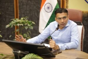 देहरादून में ‘ऑपरेशन सफाई’: नियमों की धज्जियां उड़ा रहे 96 होमस्टे के पंजीकरण निरस्त, डीएम सविन बंसल का कड़ा एक्शन