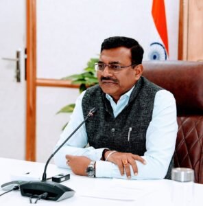 मुख्य सचिव ने दिए राज्य के सभी भवनों का फायर सेफ्टी ऑडिट करने के कड़े निर्देश,भवनों और संवेदनशील क्षेत्रों का जिलाधिकारी जनपद में करेंगे सघन स्थलीय सर्वे