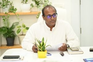 उत्तराखण्ड में BLO को मिलेगा एक माह के मोबाइल रिचार्ज का भुगतान ,SIR के दौरान बूथ लेवल ऑफिसर “BLO ऐप” से करेंगे गणना फॉर्म को डिजिटलाइज