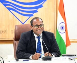 SIR की शुरुआत, सोमवार से मतदाताओं को BLO घर-घर बांटेंगे गणना फार्म 8 जून से घर-घर जाकर गणना फार्म बांटेंगे BLO