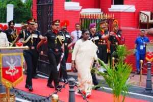 राष्ट्रपति द्रौपदी मुर्मू की गरिमामई उपस्थिति में आईएमए की पासिंग आउट परेड सम्पन्न,481 भारतीय एवं 16 मित्र देशों के 34 विदेशी कैडेट बने सैन्य अधिकारी, 9 महिला कैडेटों ने रचा इतिहास