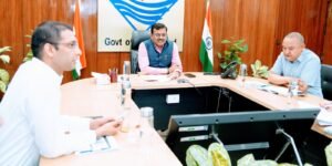 उत्तराखंड में पर्यटन को रफ्तार देने की तैयारी: मुख्य सचिव ने दिए वार्षिक पब्लिसिटी कैलेंडर और ग्लैंपिंग प्रोजेक्ट्स विकसित करने के निर्देश