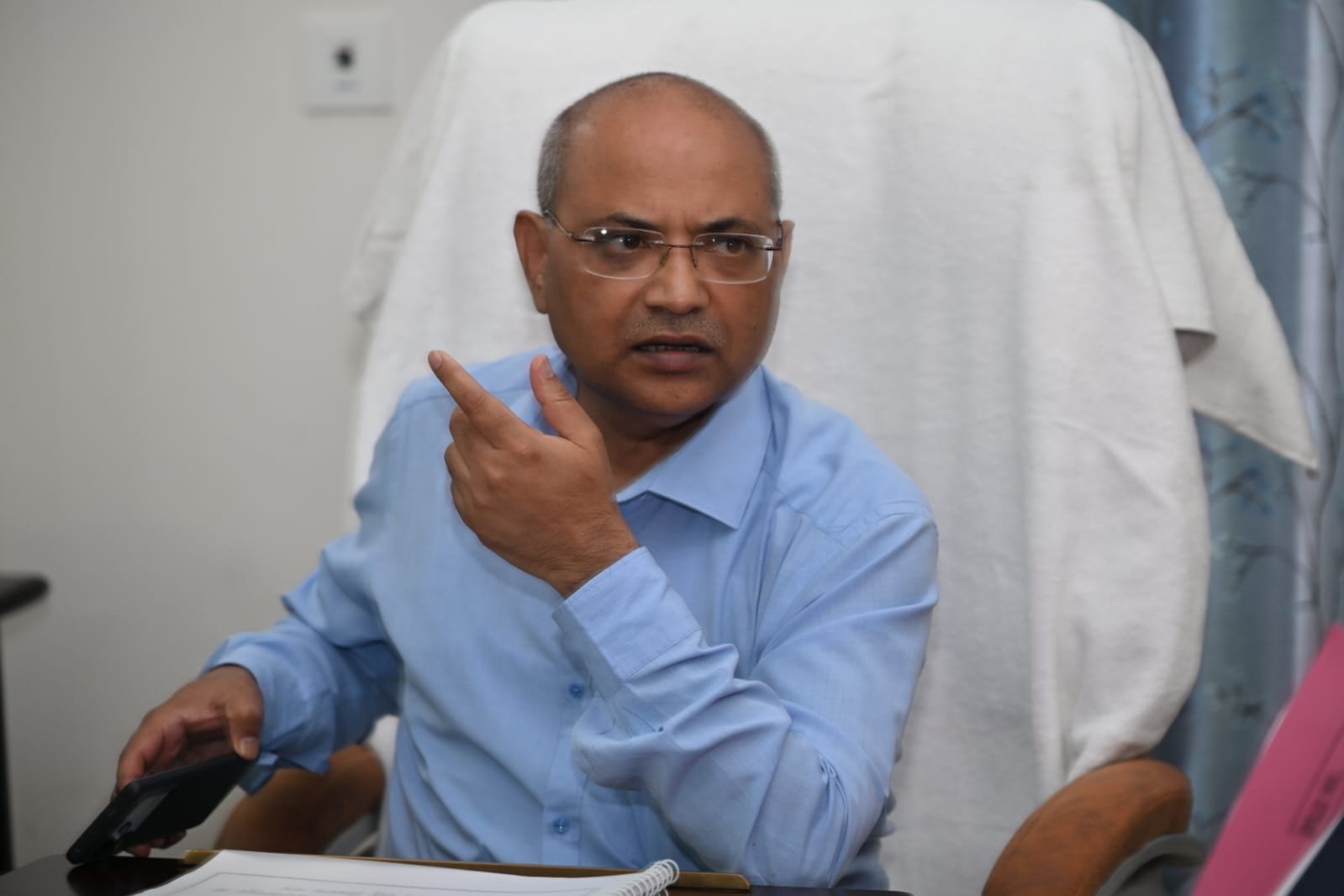 13 अगस्त तक दर्ज कराएं मतदाता सूची पर दावे व आपत्तियां, बैठक में बोले आयुक्त