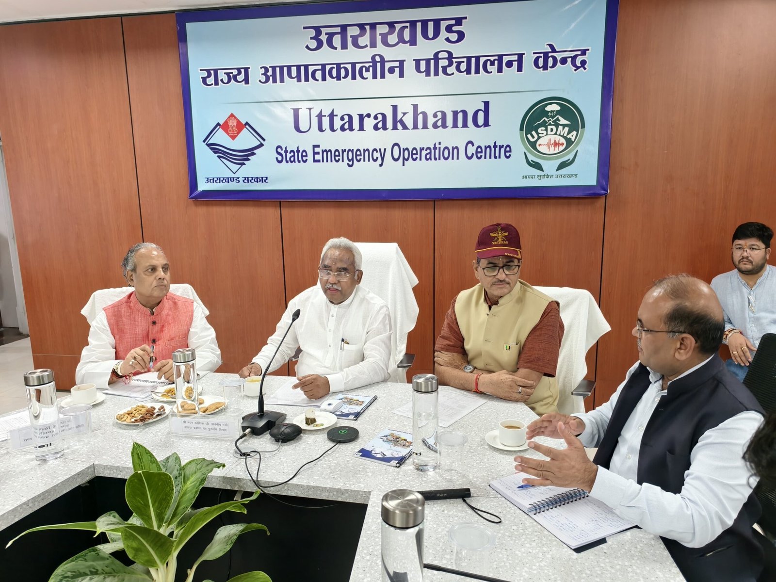 उत्तराखंड: ग्लेशियर झीलों की आधुनिक तकनीक से निगरानी और आपदा प्रबंधन को 24×7 अलर्ट मोड पर रखने के कड़े निर्देश