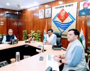 मुख्य सचिव आनंद बर्द्धन ने की पुलिस विभाग की समीक्षा, साइबर अपराध और मानव तस्करी पर सख्त कार्रवाई के निर्देश