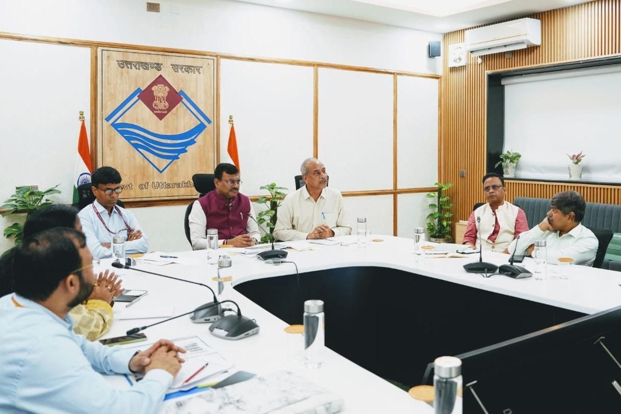 मुख्य सचिव की अध्यक्षता में हुई नीति आयोग के सदस्यों एवं शासन के मध्य बैठक आयोजित,उत्तराखंड के विकास की संभावनाओं एवं चुनौतियों पर हुआ विस्तृत मंथन