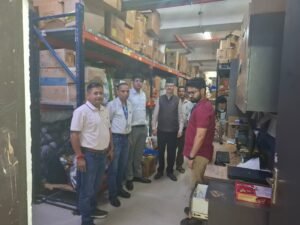 चीनी के बढ़ते दामों पर प्रशासन सख्त, देहरादून में दो दर्जन से अधिक प्रतिष्ठानों पर छापेमारी