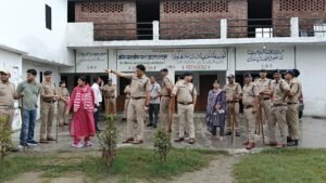 उत्तराखंड के ऊधमसिंह नगर में बिना मान्यता संचालित चार मदरसे सील,बाजपुर परगना क्षेत्र में प्रशासन की कार्रवाई तेज,आवश्यक दस्तावेज प्रस्तुत न करने पर हुई कार्रवाई