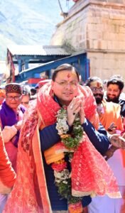 श्री बदरीनाथ धाम में मुख्यमंत्री ने की पूजा-अर्चना, मास्टर प्लान के कार्यों का लिया जायजा,भगवान बदरीविशाल से प्रदेश की सुख-समृद्धि एवं खुशहाली की कामना की