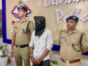 विष्णुलोक कॉलोनी में बुजुर्ग दंपत्ति और नौकरानी की हत्या, प्लंबर गिरफ्तार