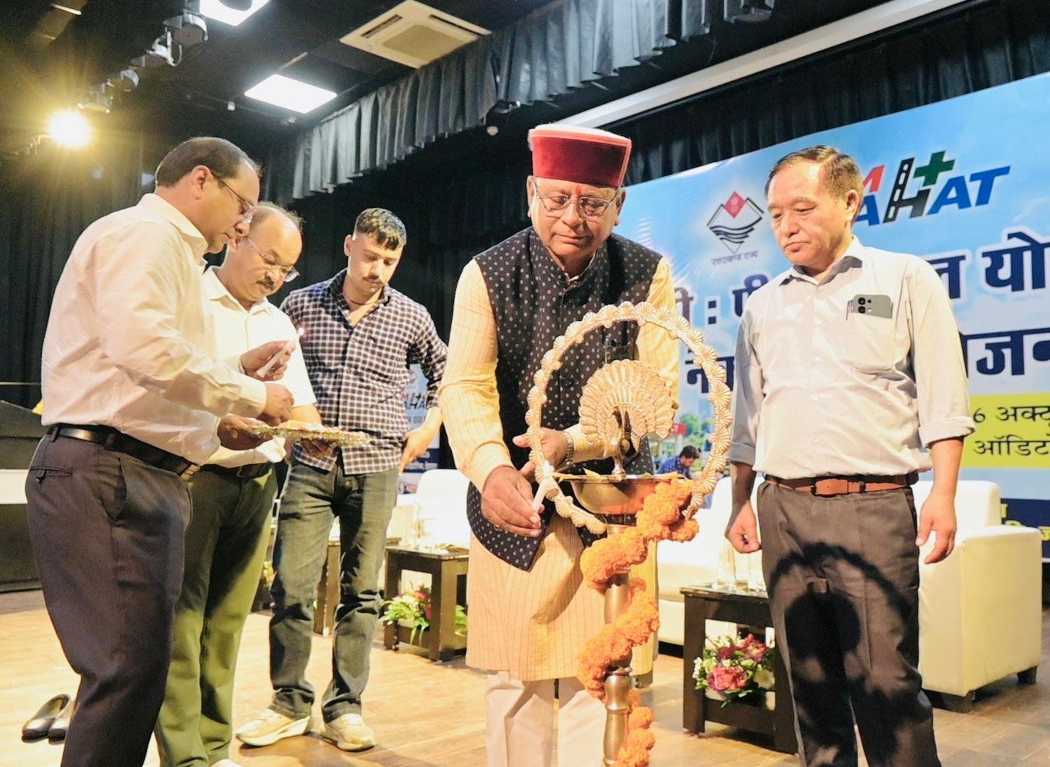 सड़क दुर्घटना पीड़ितों की मदद के लिए ‘पीएम राहत’ और ‘नेक राहगीर’ योजना वरदान- खजान दास